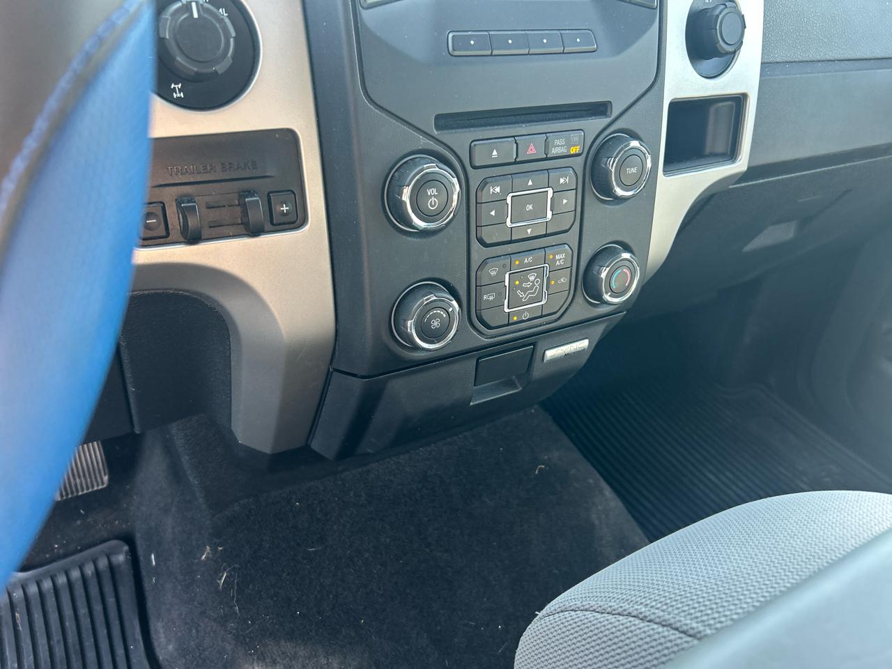 Ford F-150 4WD SuperCrew 145" King Ranch 2014