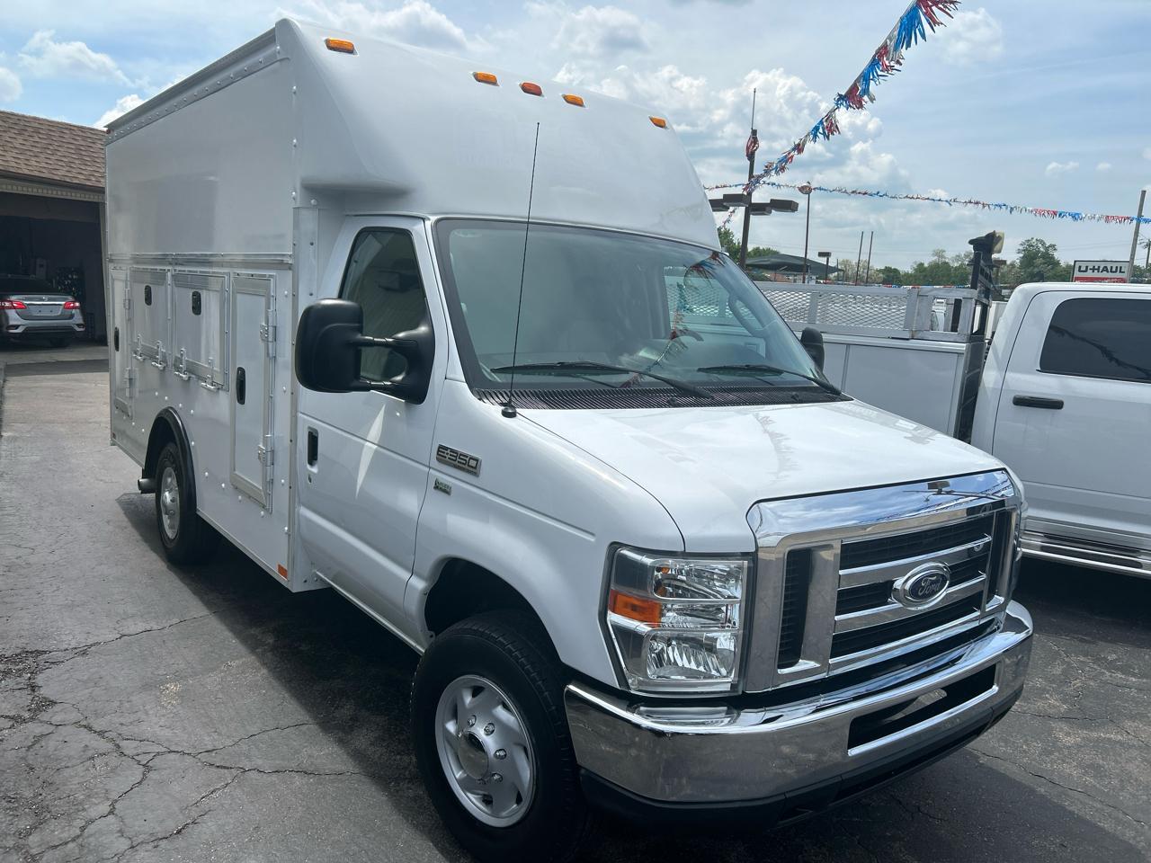 Ford Econoline Commercial Cutaway E-350 Super Duty 138" 5-Spd SRW 2012