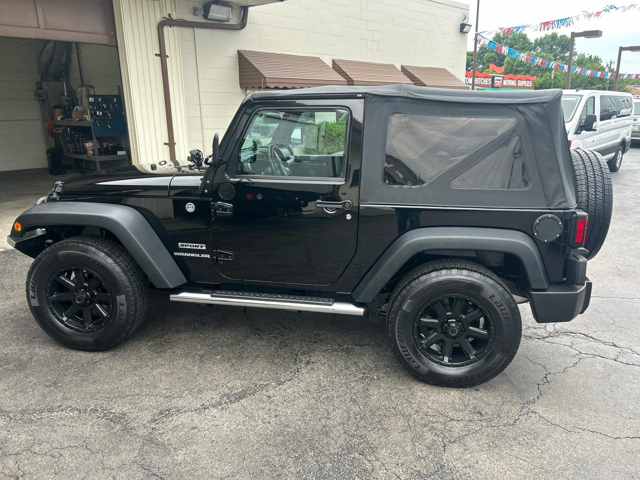 Jeep Wrangler 4WD 2dr Sport 2015