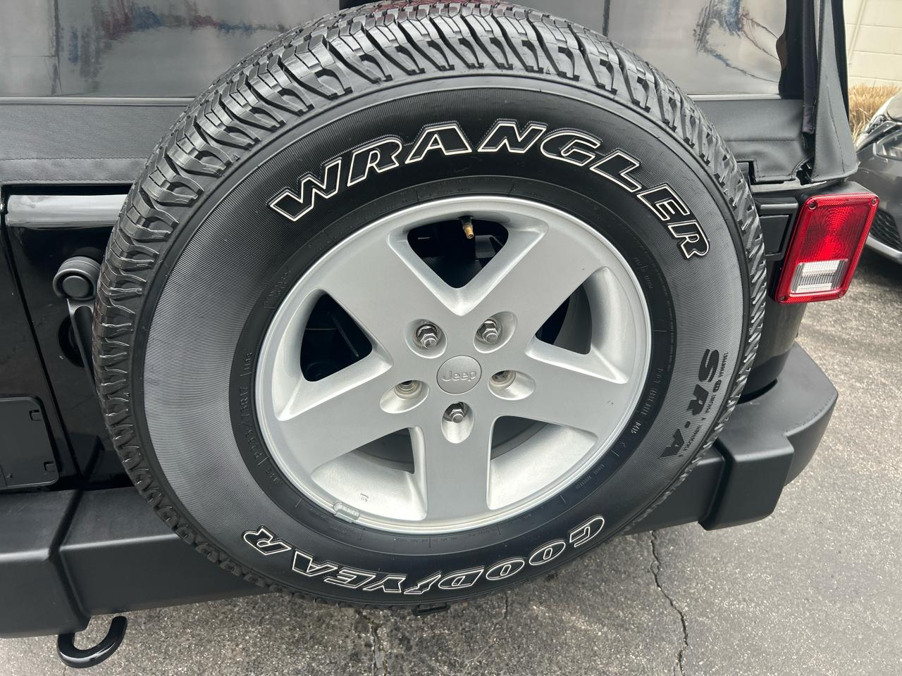 Jeep Wrangler 4WD 2dr Sport 2015
