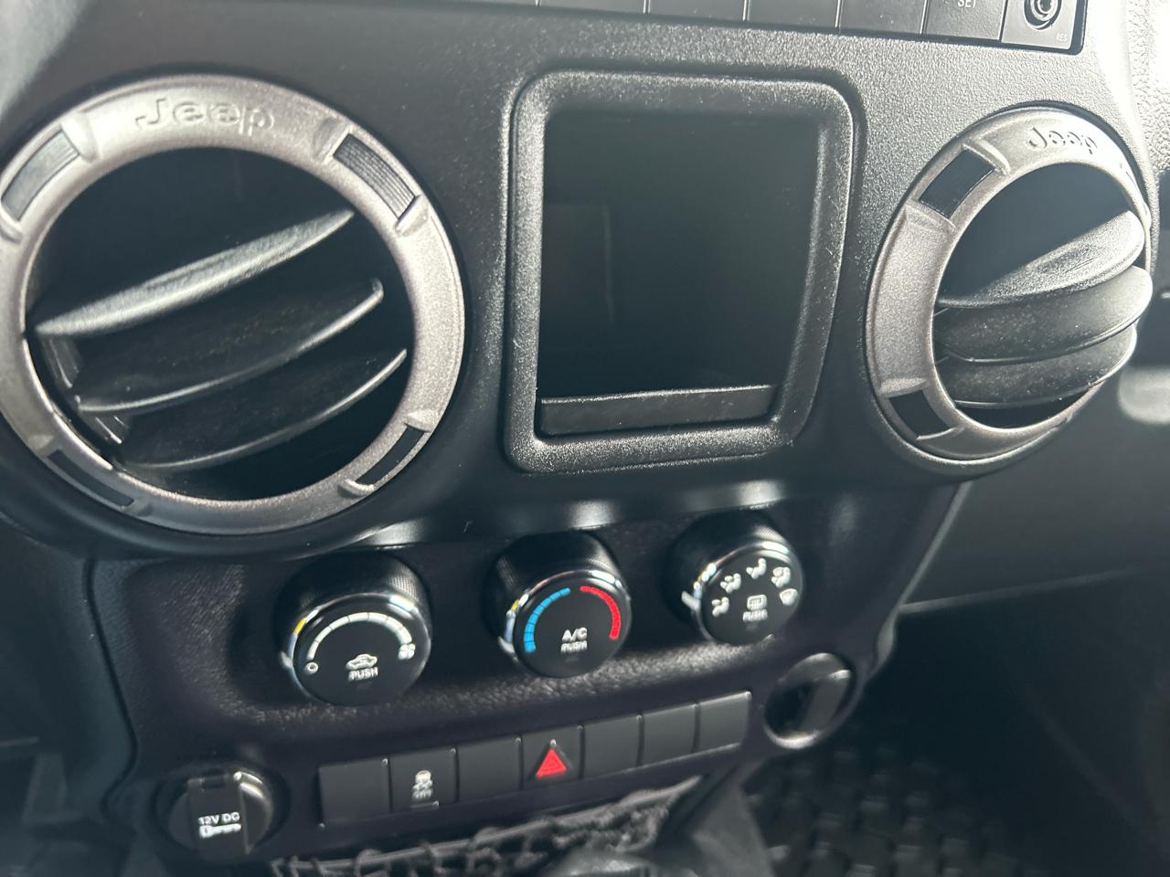Jeep Wrangler 4WD 2dr Sport 2015