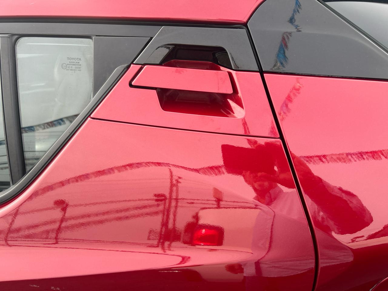 Toyota C-HR XLE FWD (Natl) 2018