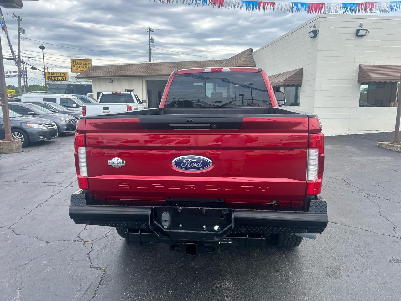 Ford Super Duty F-350 SRW King Ranch 4WD Crew Cab 8' Box 2018