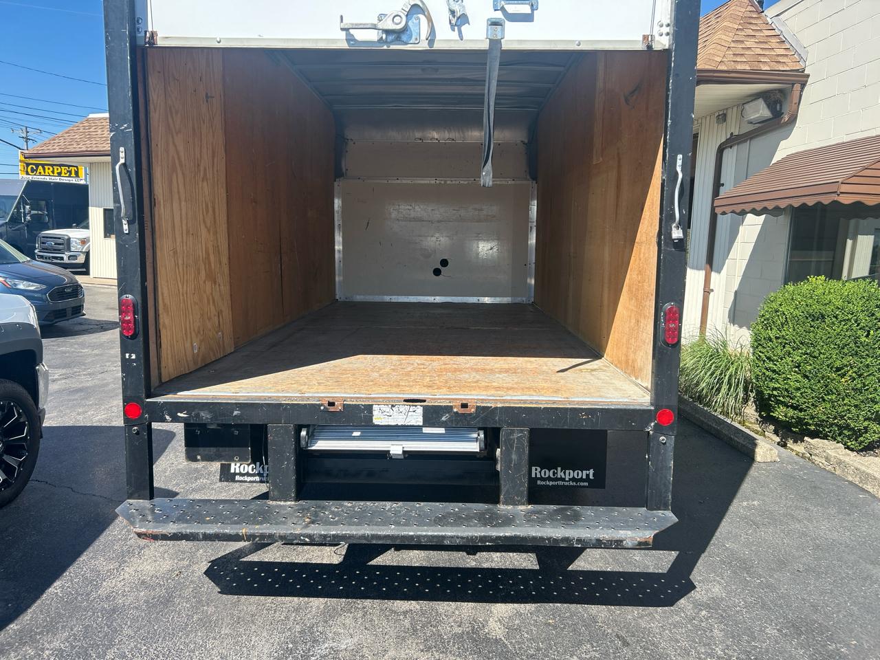 Ford E-Series Cutaway E-350 SRW 138" WB 2019