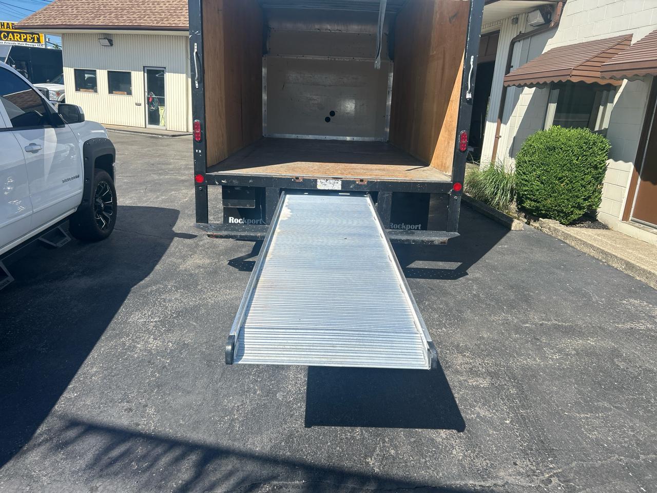 Ford E-Series Cutaway E-350 SRW 138" WB 2019