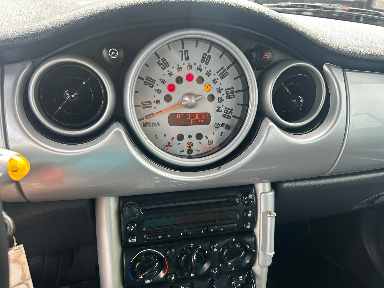 MINI Cooper Convertible 2dr 2008