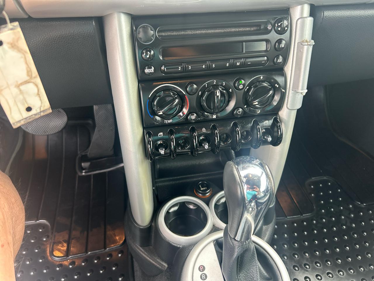 MINI Cooper Convertible 2dr 2008