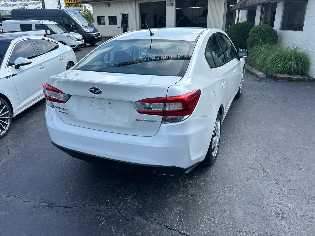 Subaru Impreza 4-door CVT 2022