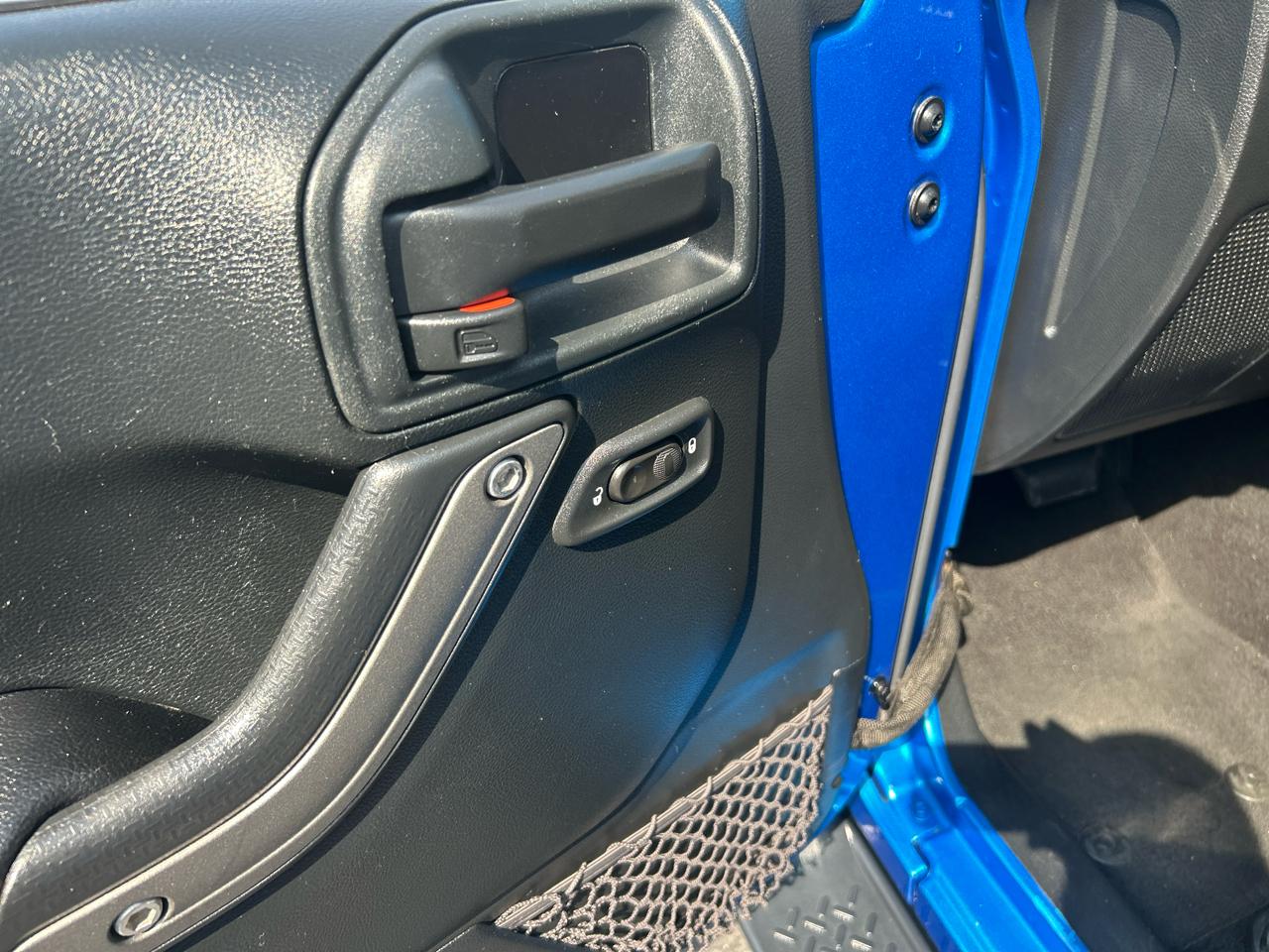 Jeep Wrangler Unlimited 4WD 4dr Sport 2016
