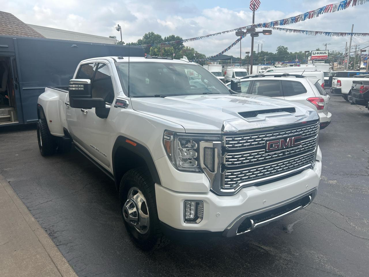 GMC Sierra 3500HD 4WD Crew Cab 172" Denali 2023