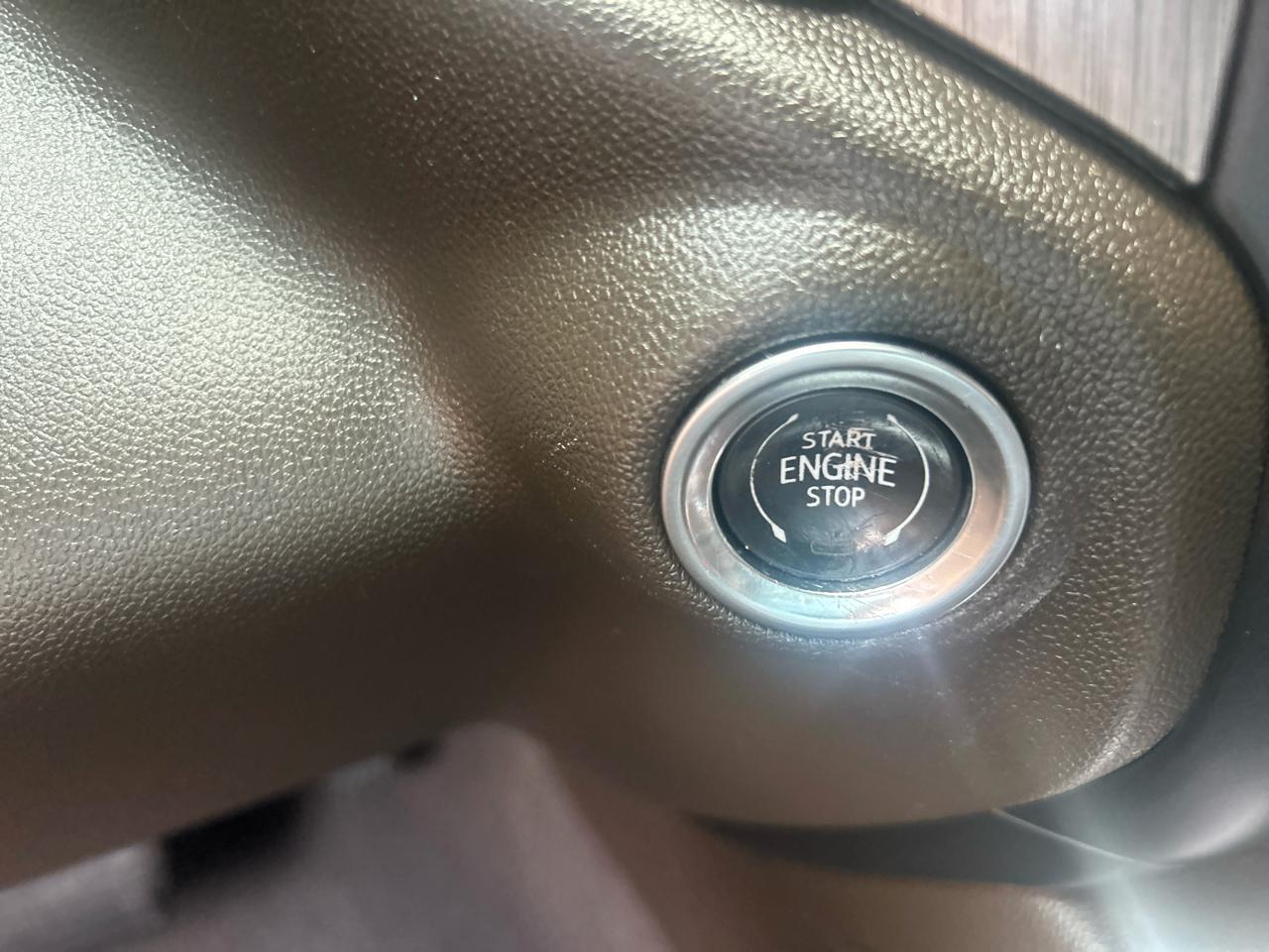 GMC Sierra 3500HD 4WD Crew Cab 172" Denali 2023