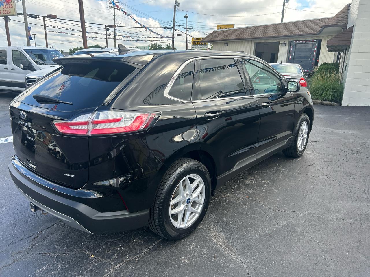 Ford Edge SEL Plus 4D SUV AWD 2024