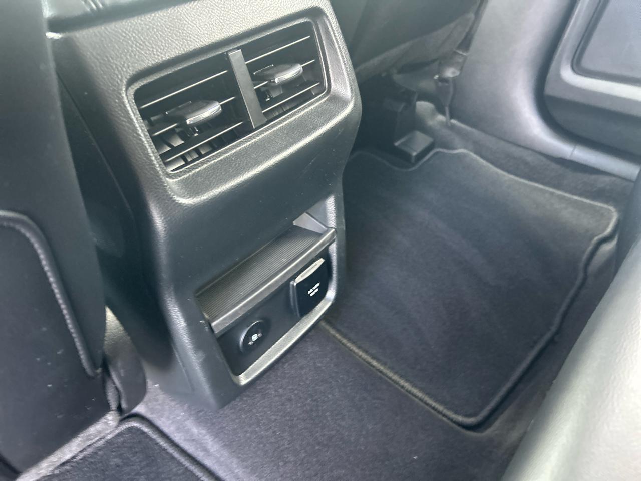 Ford Edge SEL Plus 4D SUV AWD 2024