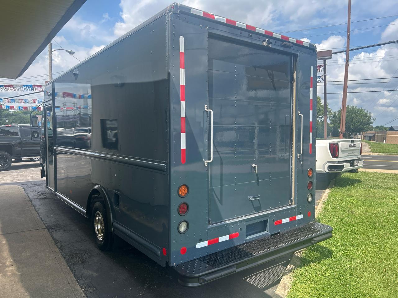 Ford E-Series Stripped Chassis E-450 158" WB 2019