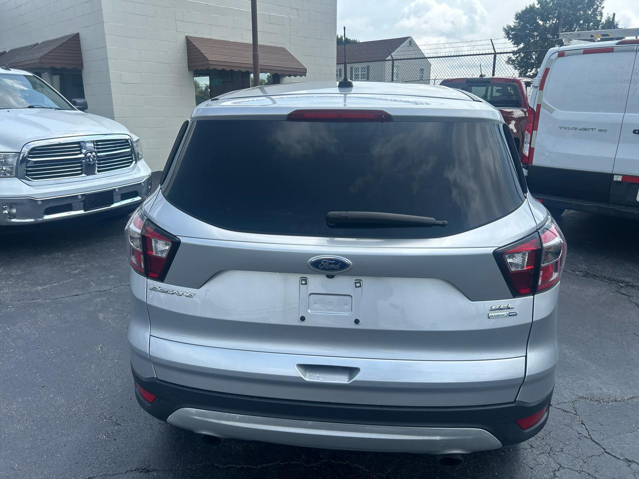 Ford Escape SE FWD 2017