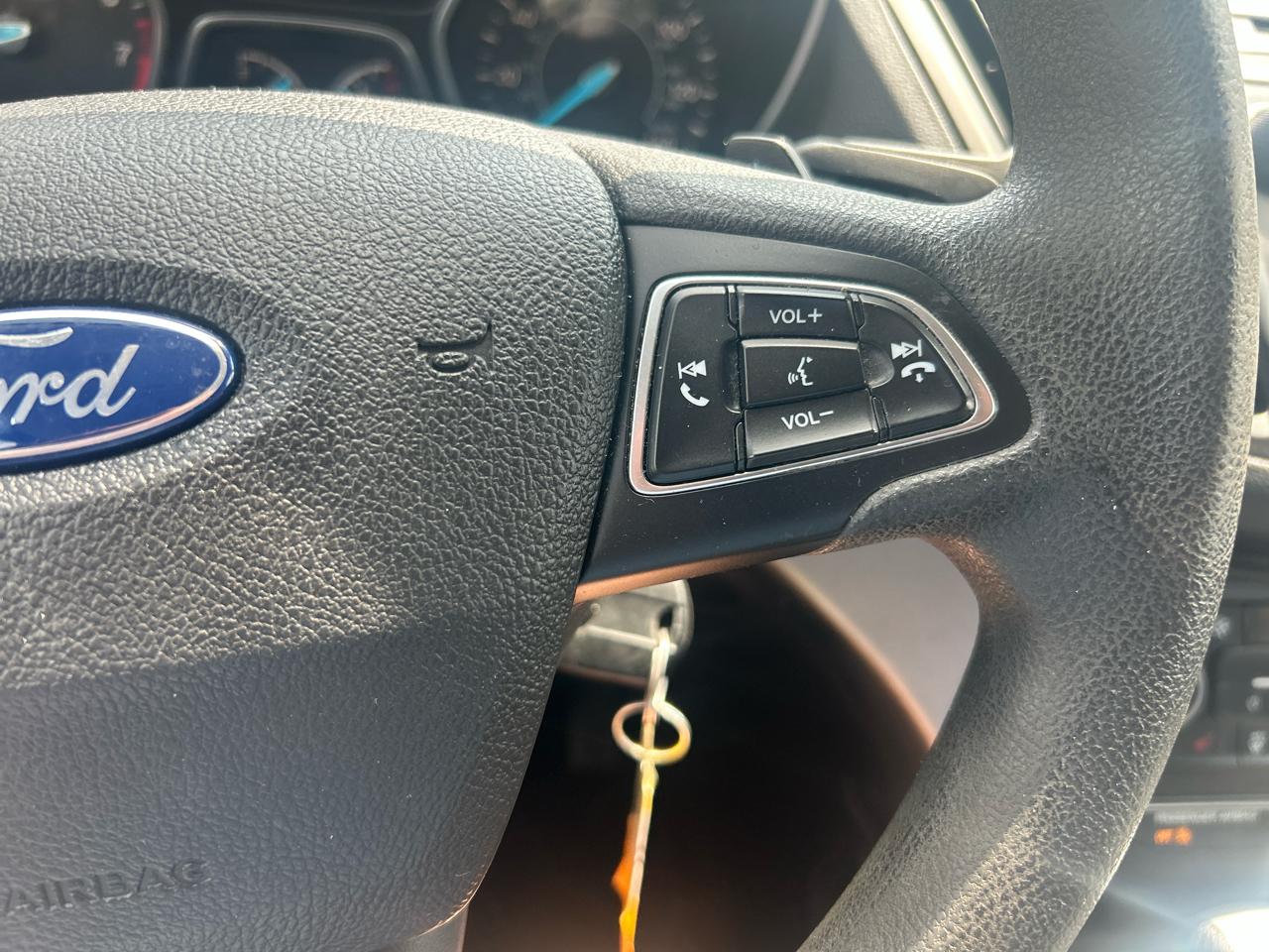 Ford Escape SE FWD 2017