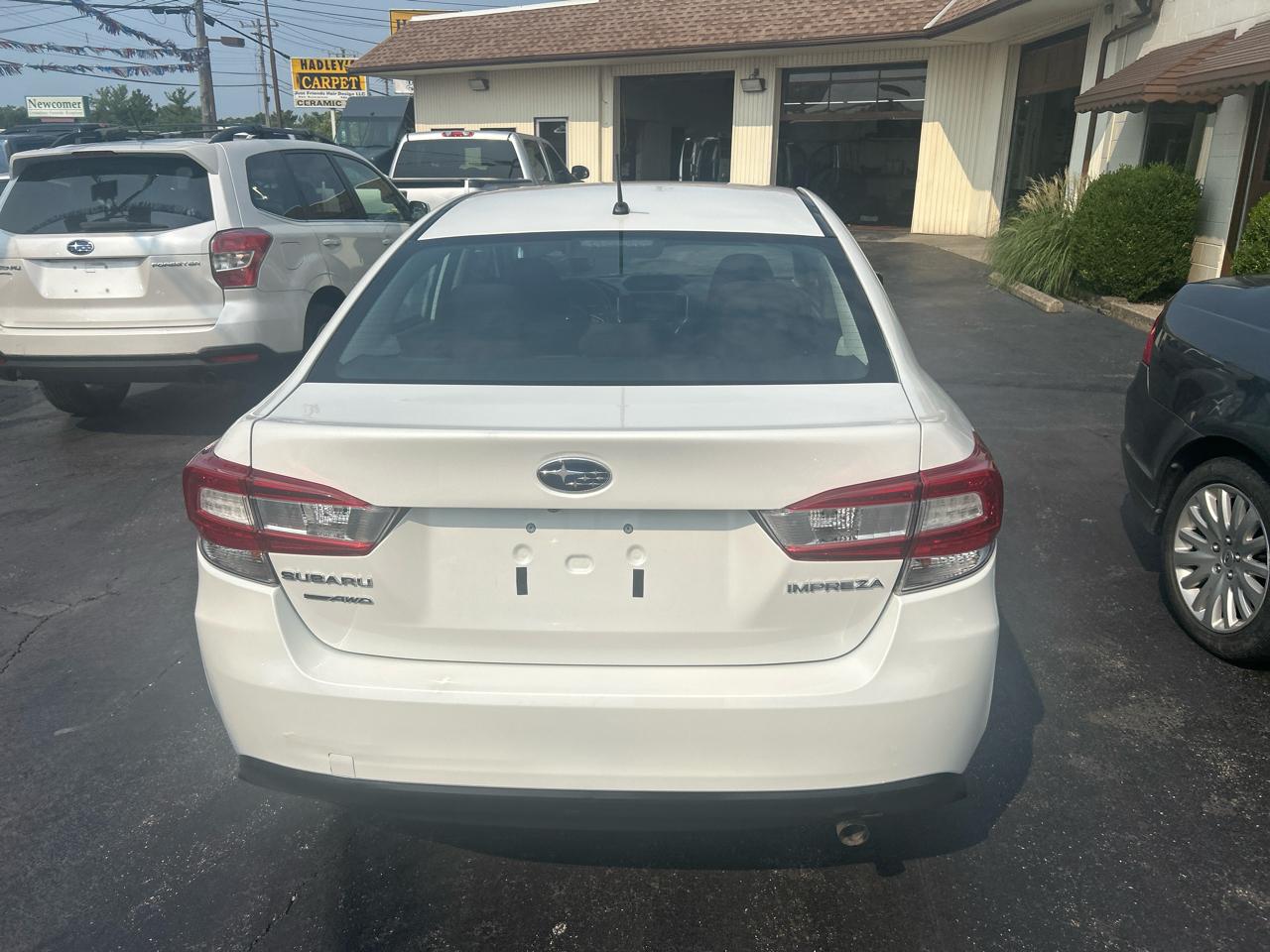 Subaru Impreza 4-door CVT 2022