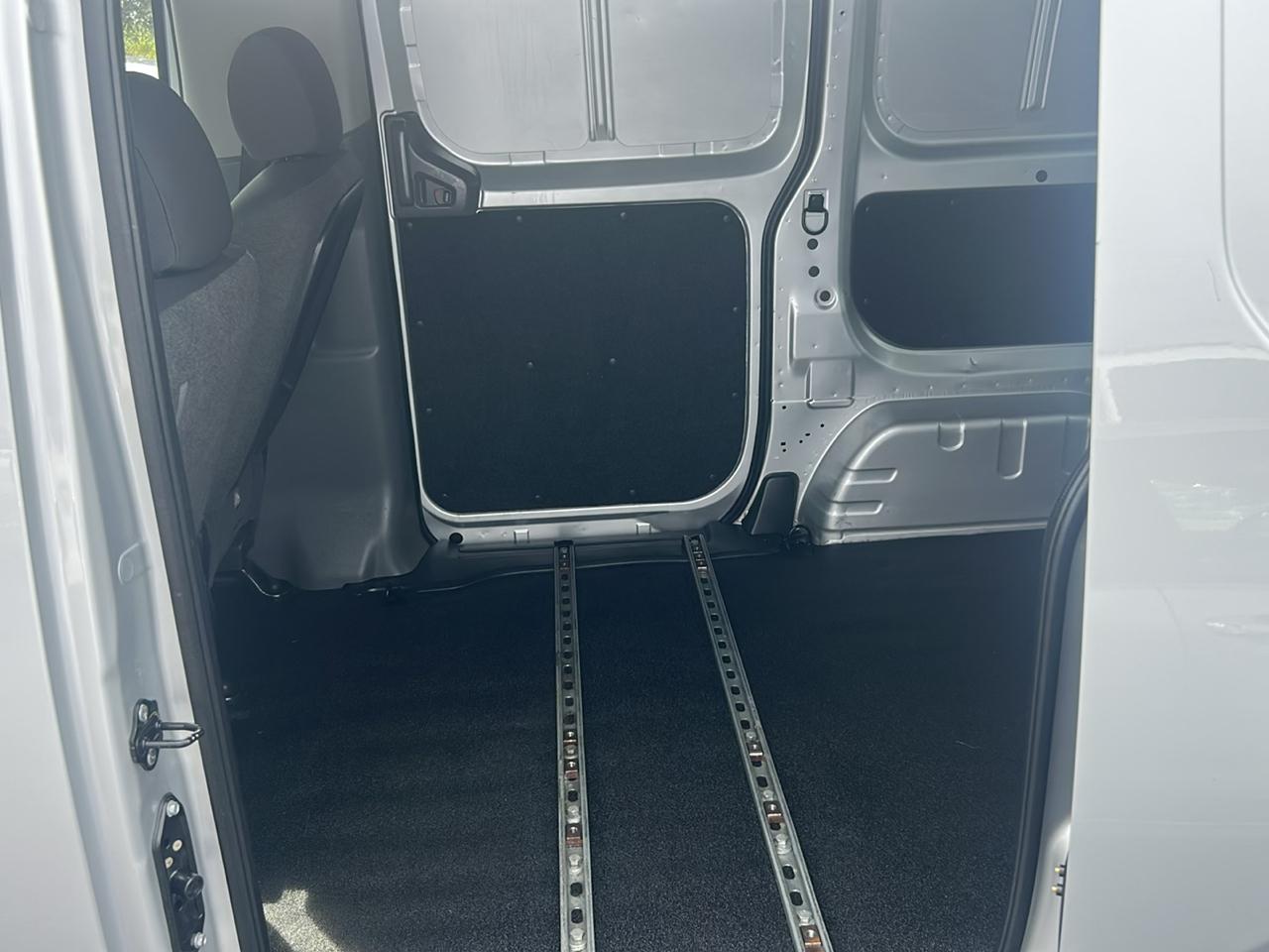 Nissan NV200 Compact Cargo I4 SV 2020