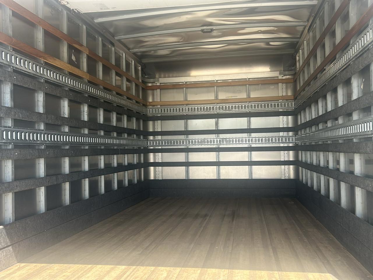 Isuzu NPR 109" WB 12000 GVWR IBT PWL 2019