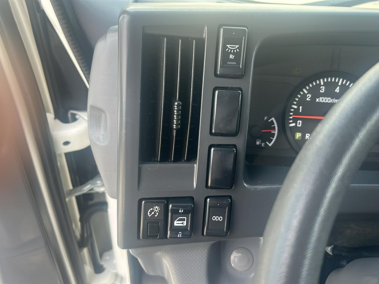 Isuzu NPR 109" WB 12000 GVWR IBT PWL 2019