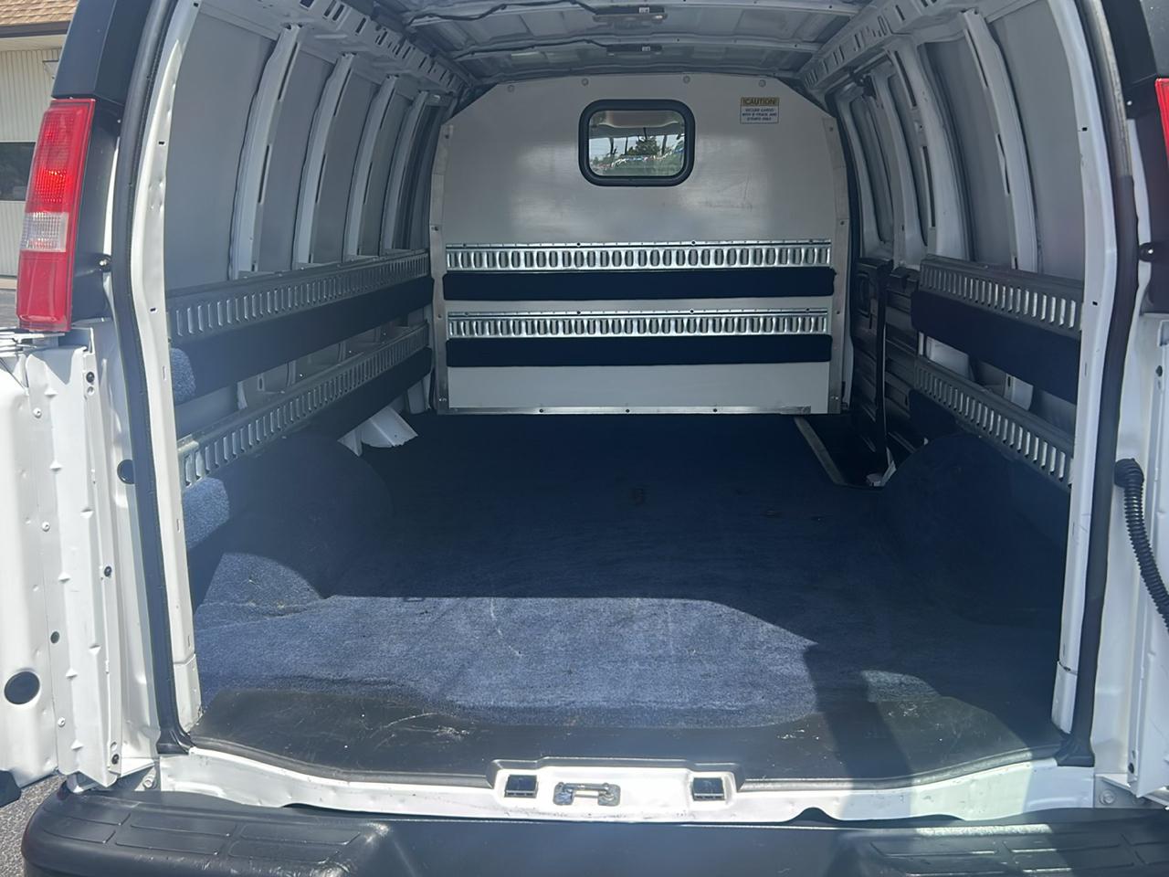 Chevrolet Express Cargo Van RWD 2500 135" 2018