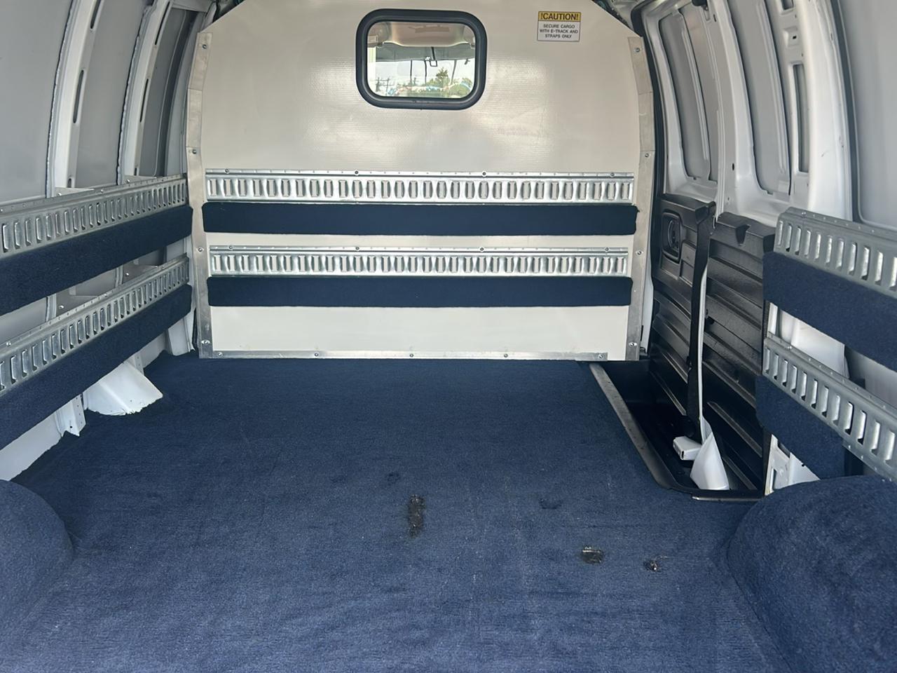 Chevrolet Express Cargo Van RWD 2500 135" 2018