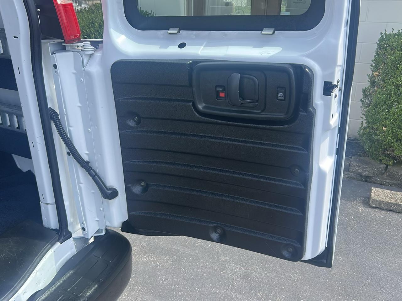 Chevrolet Express Cargo Van RWD 2500 135" 2018