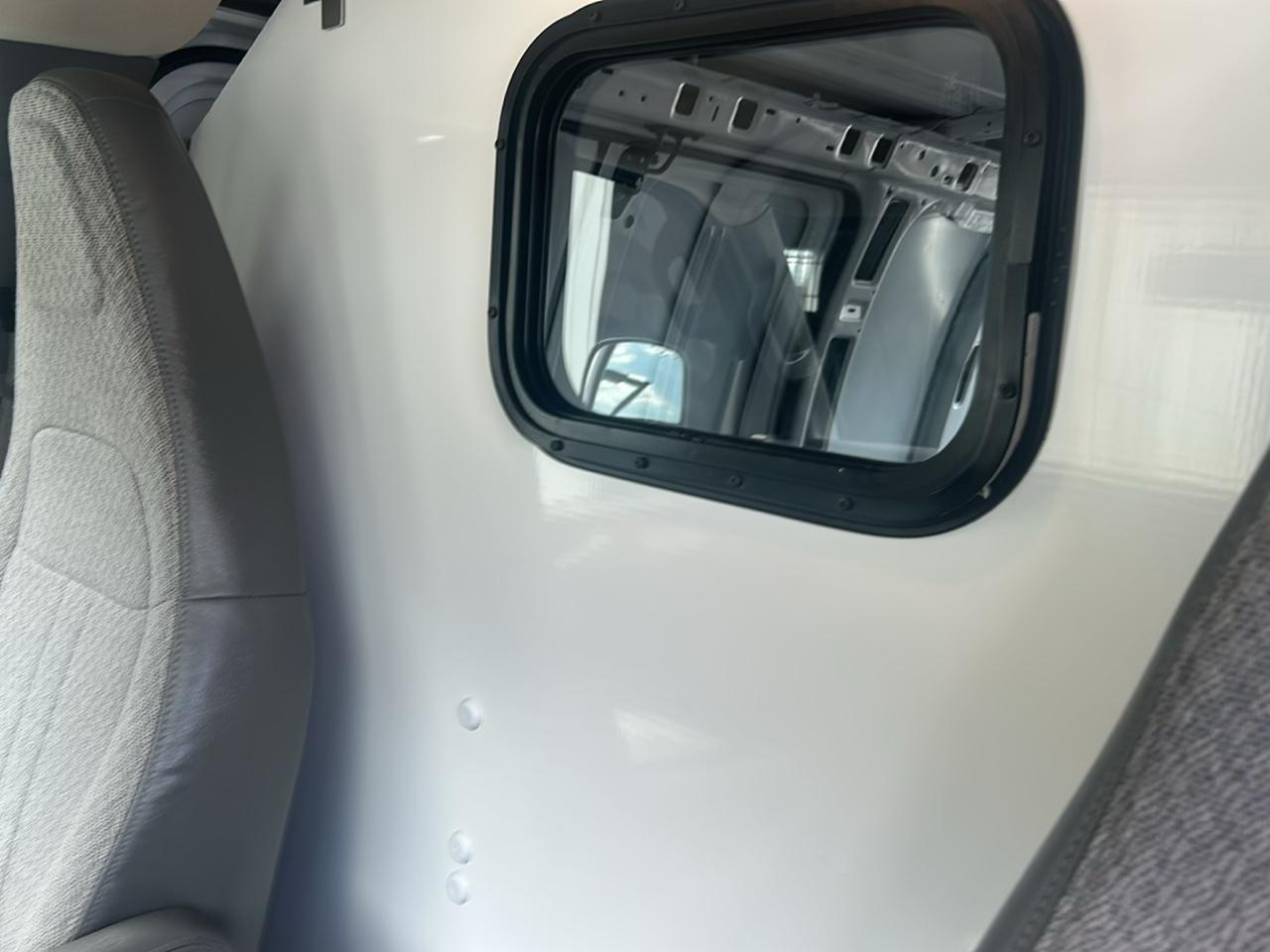 Chevrolet Express Cargo Van RWD 2500 135" 2018