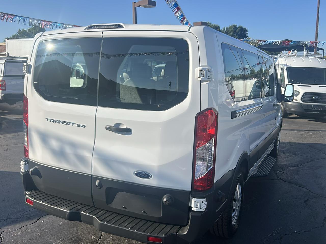 Ford Transit Passenger Wagon T-350 148" Low Roof XLT Sliding RH Dr 2018