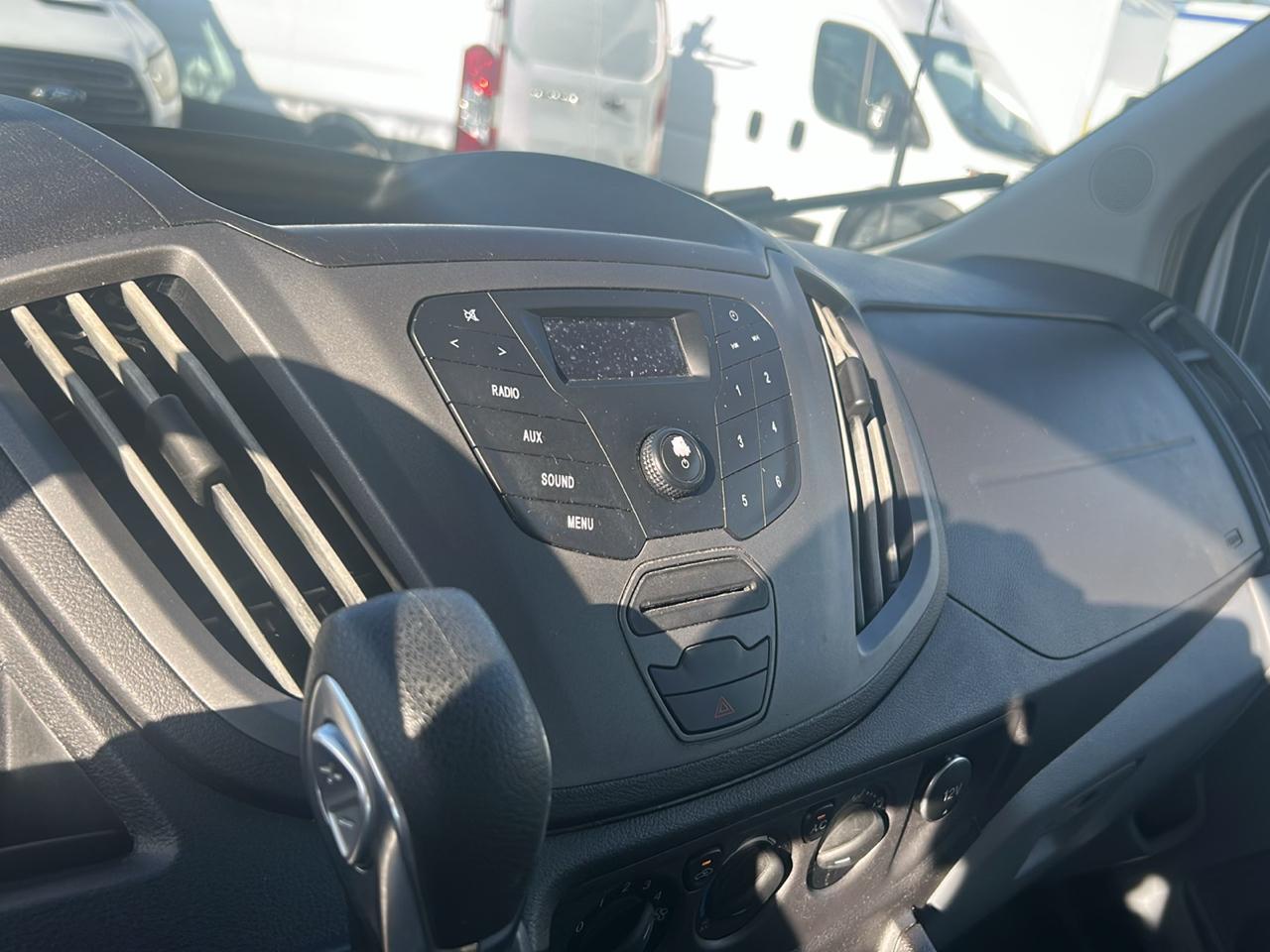 Ford Transit Passenger Wagon T-350 148" Low Roof XLT Sliding RH Dr 2018