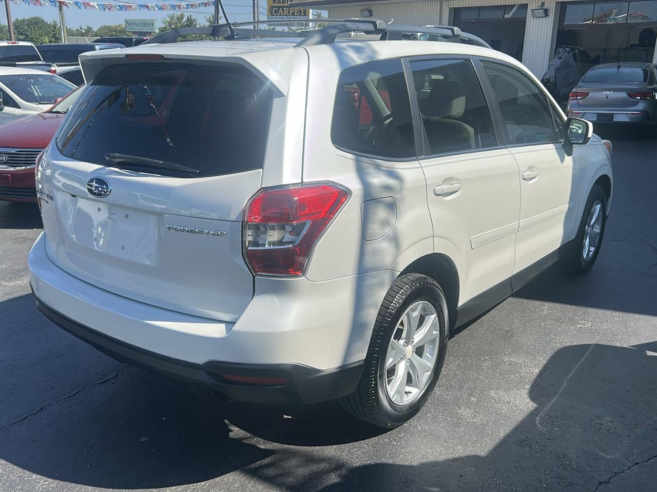 Subaru Forester 4dr CVT 2.5i Limited PZEV 2015