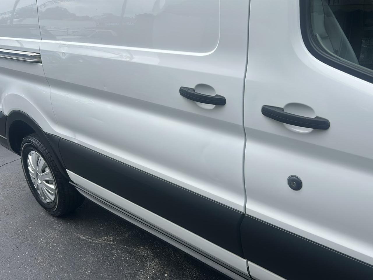 Ford Transit Van T-150 130" Low Rf 8600 GVWR Sliding RH Dr 2019
