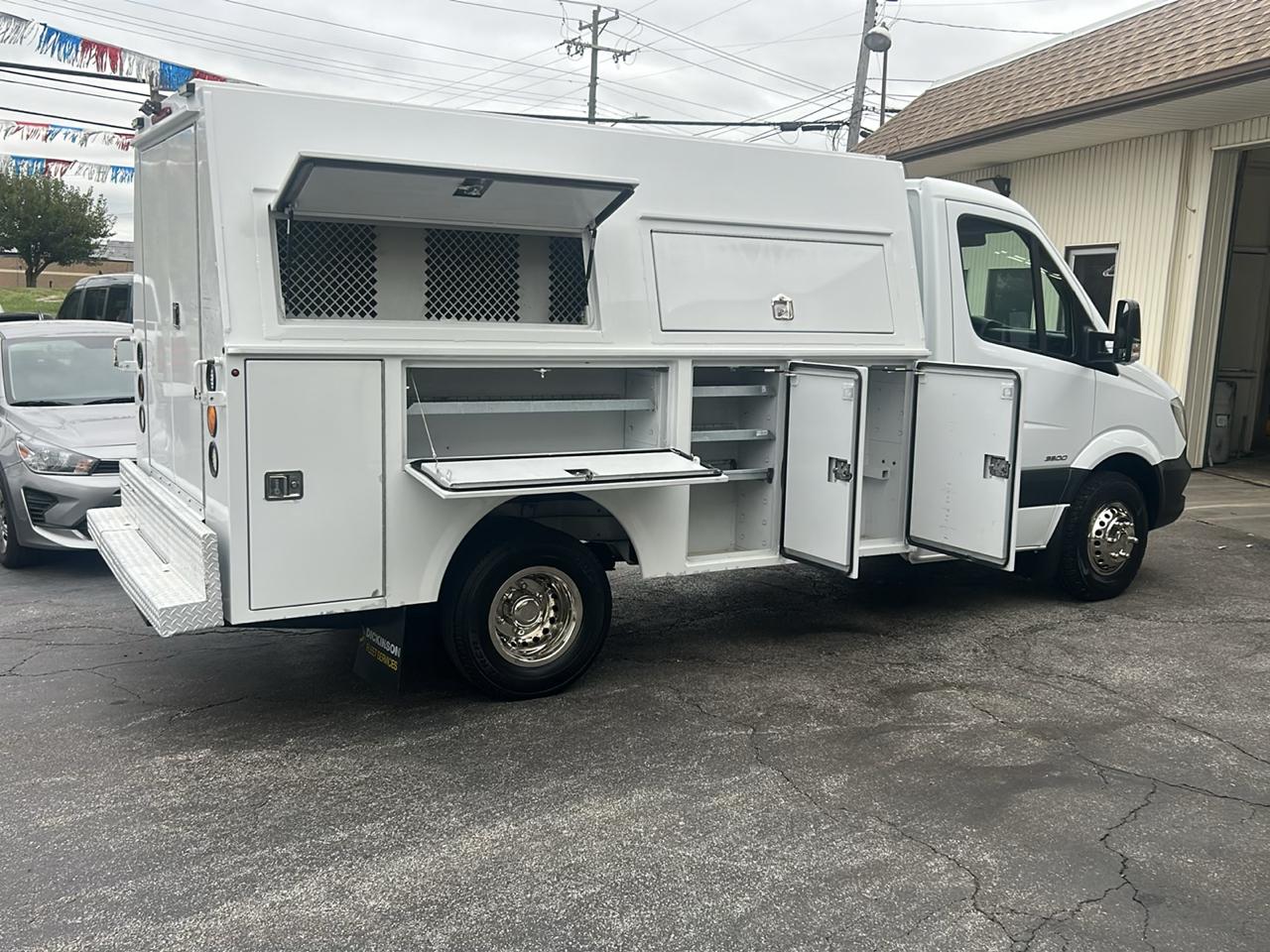 Freightliner Sprinter Chassis-Cabs 2WD Reg Cab 144" WB 2016