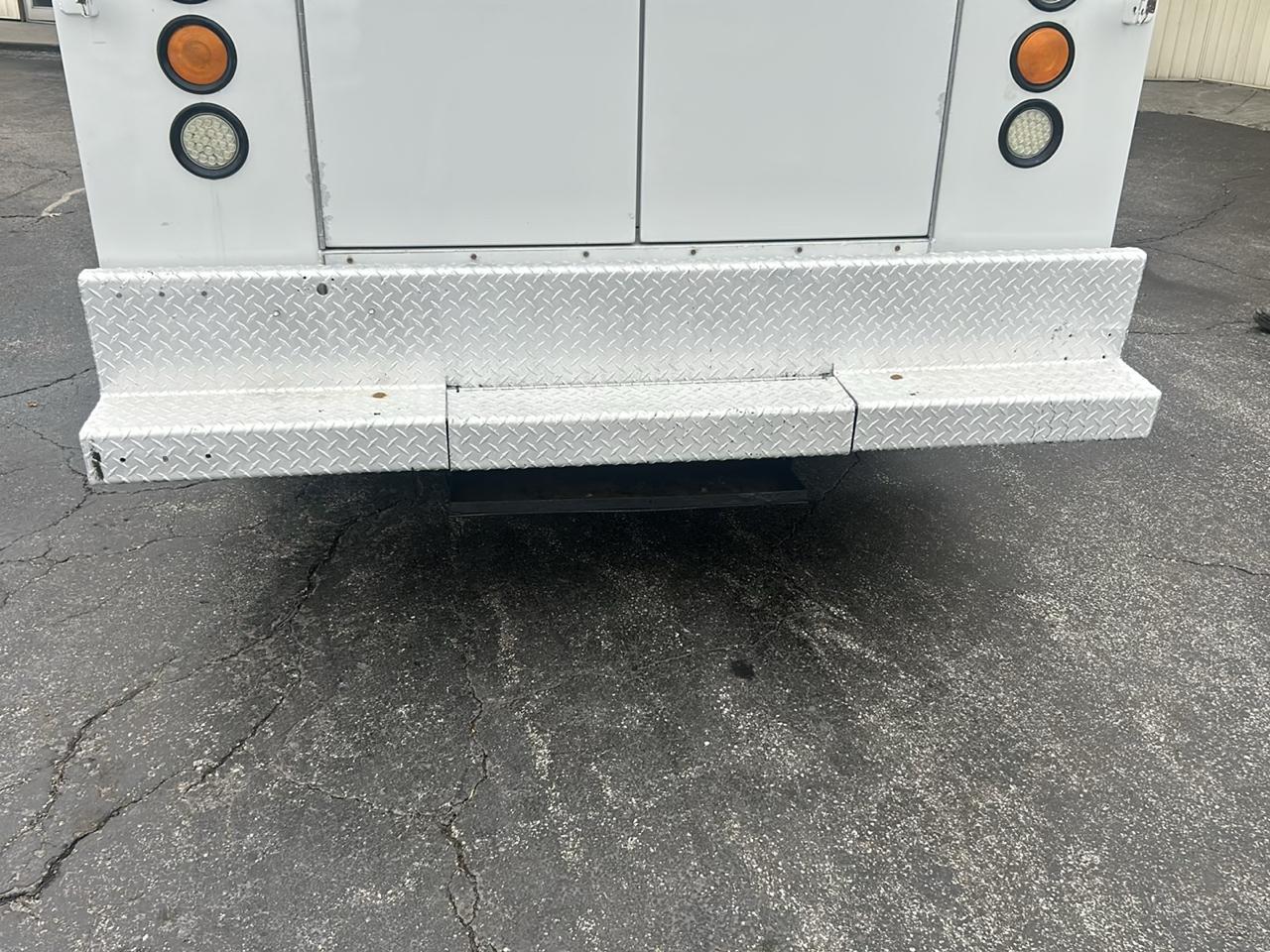 Freightliner Sprinter Chassis-Cabs 2WD Reg Cab 144" WB 2016