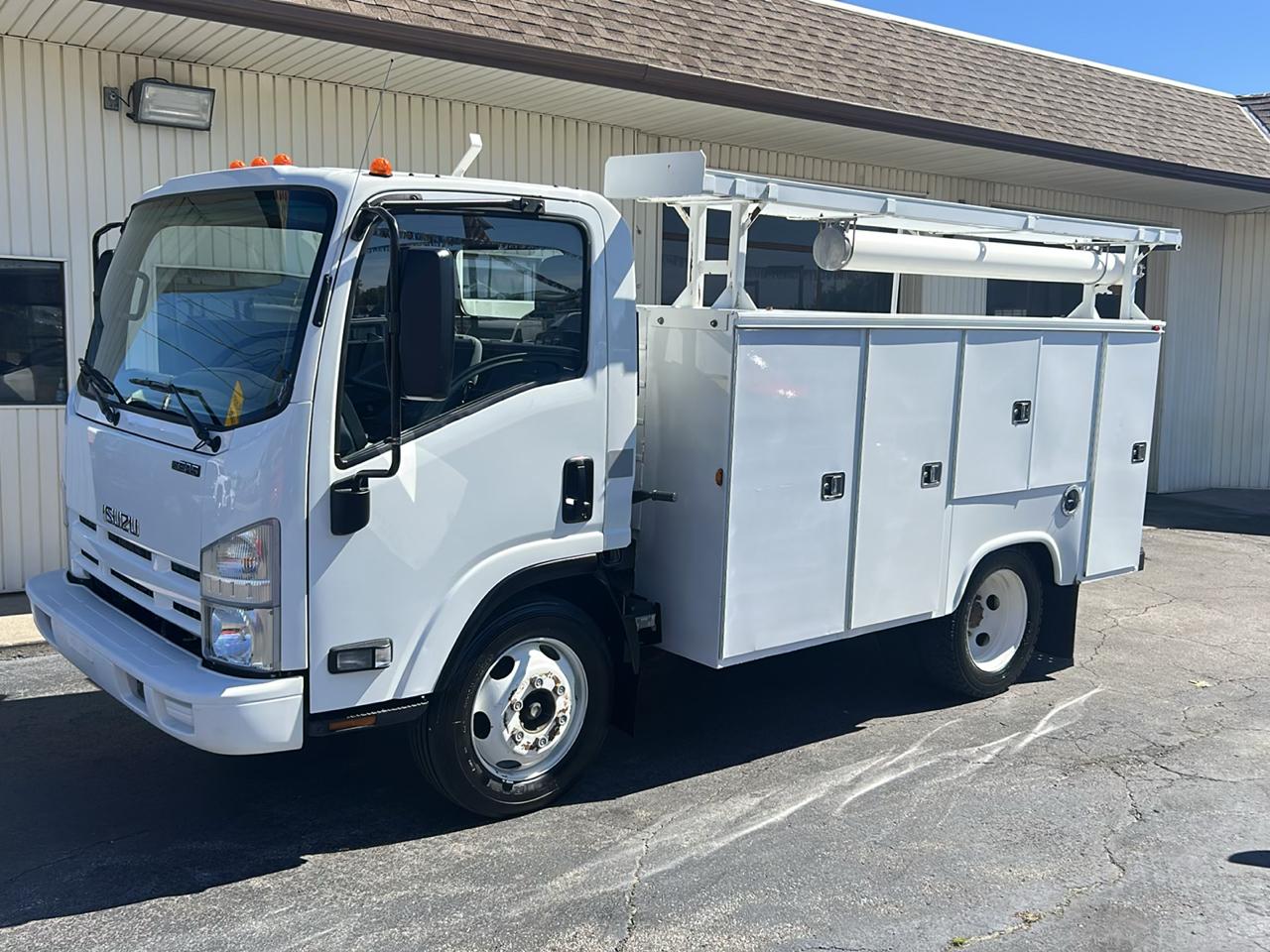 Isuzu NPR 109" WB 12000 GVWR IBT PWL 2014