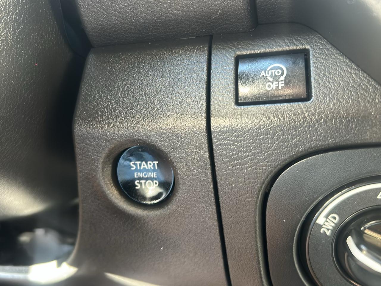 Nissan Frontier Crew Cab 4x4 SV 2026