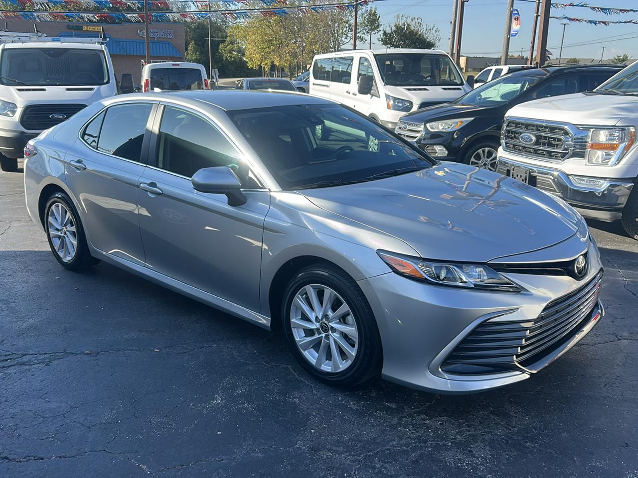 Toyota Camry LE Auto (Natl) 2022