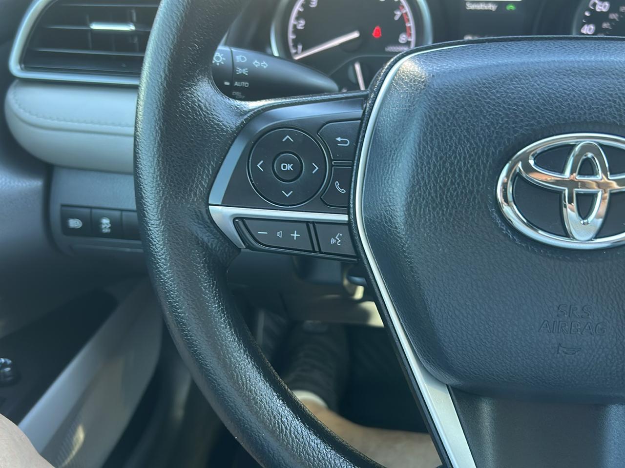 Toyota Camry LE Auto (Natl) 2022