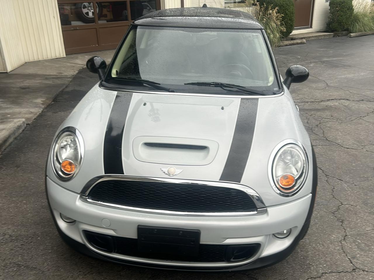 MINI Cooper Hardtop 2dr Cpe S 2011