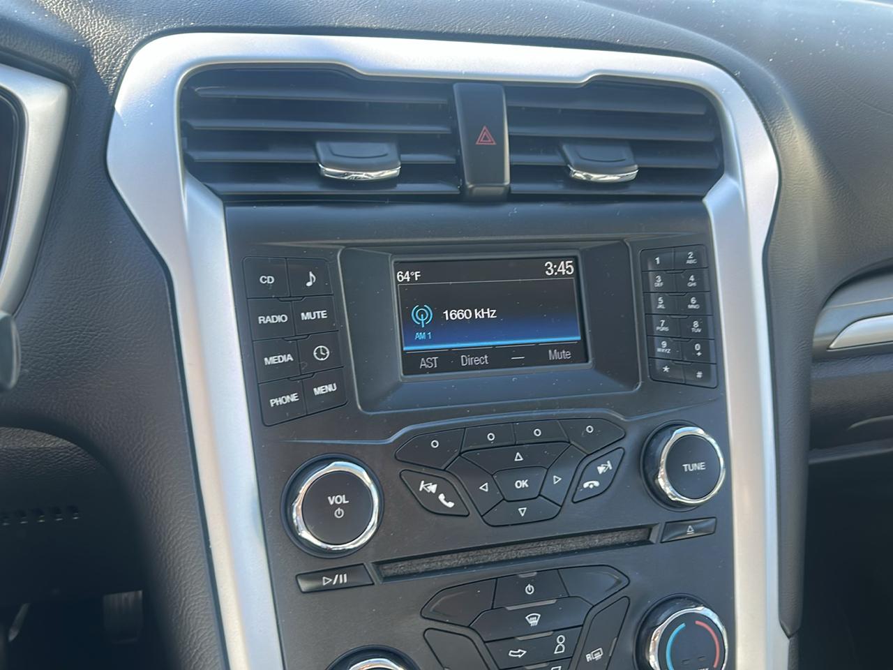 Ford Fusion 4dr Sdn S FWD 2016