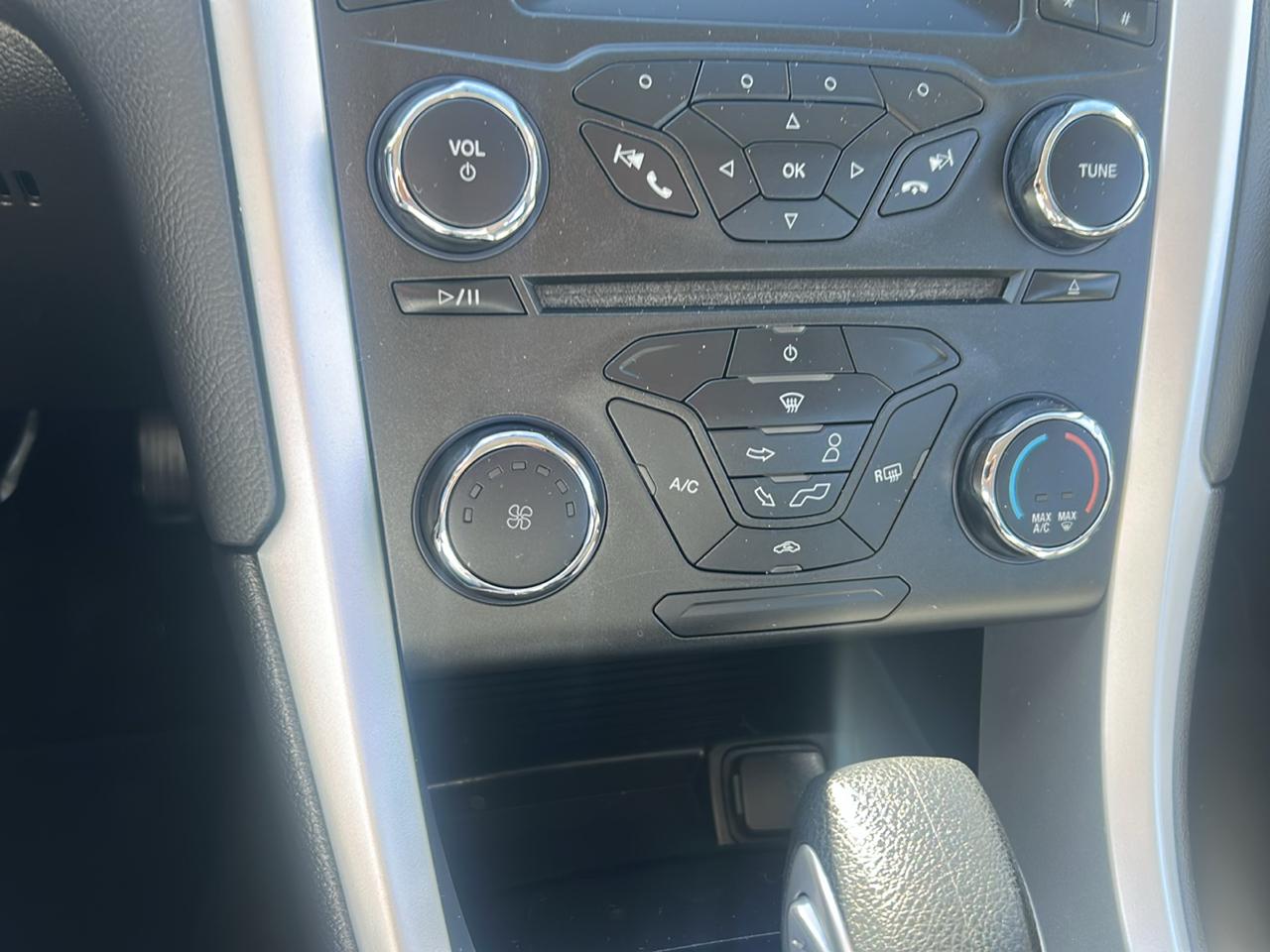 Ford Fusion 4dr Sdn S FWD 2016
