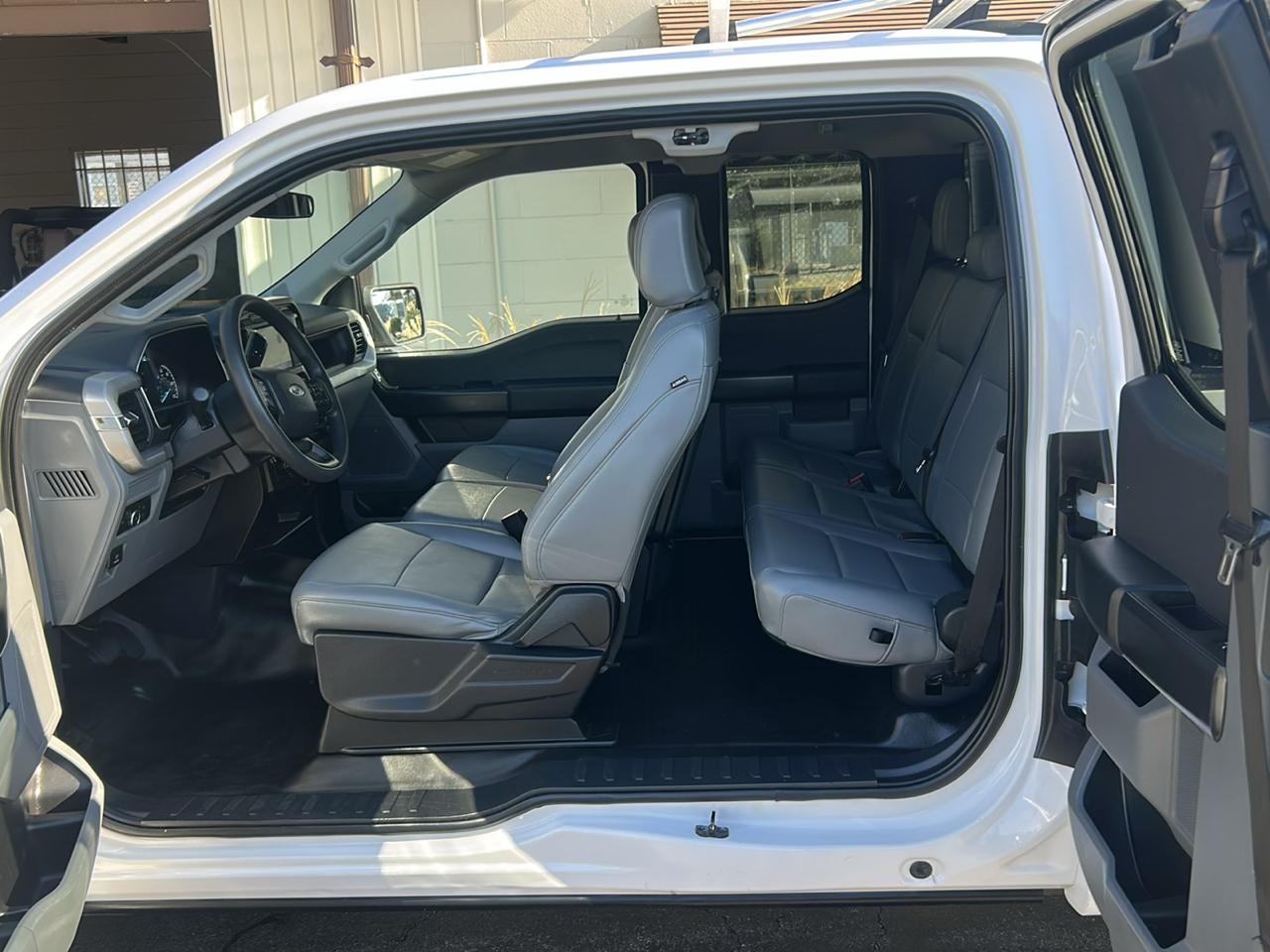 Ford F-150 4WD SuperCab 145" XL 2022