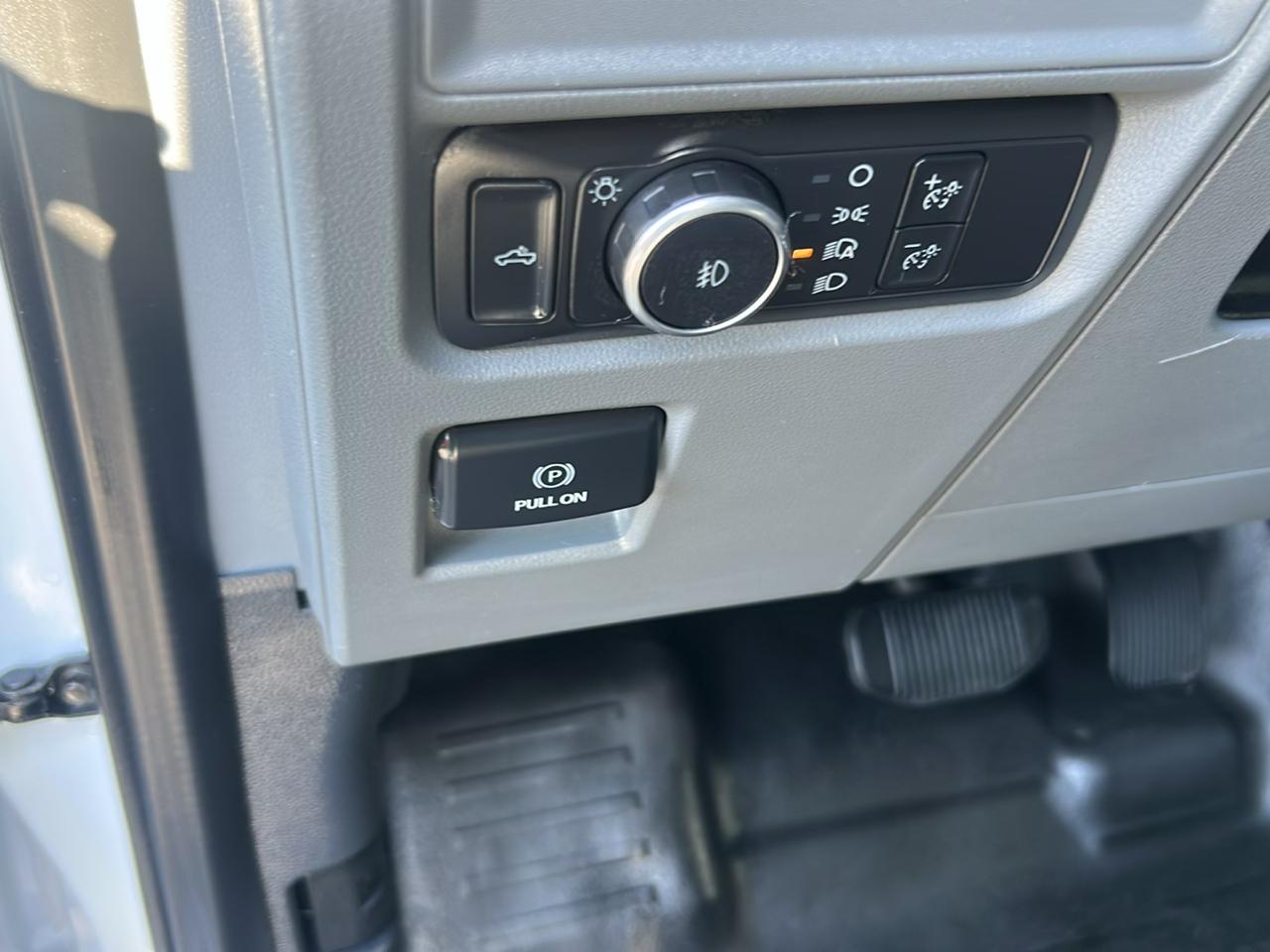 Ford F-150 4WD SuperCab 145" XL 2022