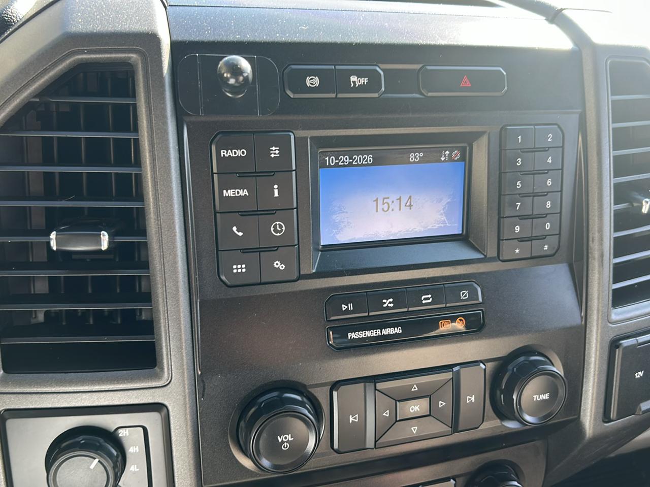 Ford Super Duty F-550 DRW XLT 4WD Reg Cab 145" WB 60" CA 2022