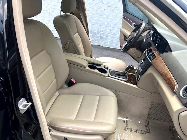 Mercedes-Benz C Class  2013 Mercedes-Benz C Class  2013