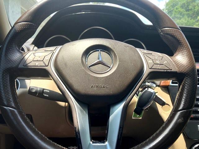 Mercedes-Benz C Class  2013 Mercedes-Benz C Class  2013