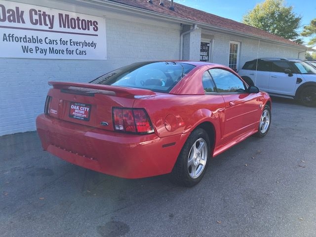 Ford Mustang Premium Coupe 2004 Ford Mustang Premium Coupe 2004