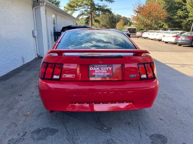 Ford Mustang Premium Coupe 2004 Ford Mustang Premium Coupe 2004