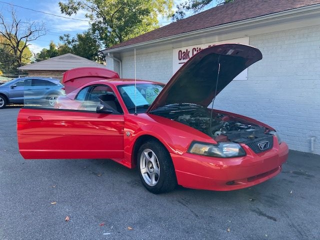 Ford Mustang Premium Coupe 2004 Ford Mustang Premium Coupe 2004