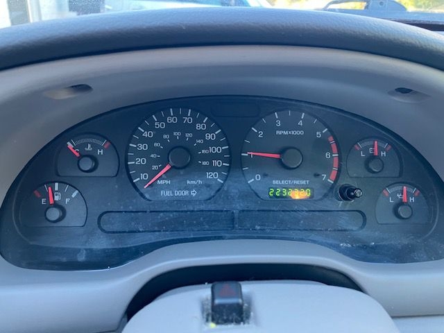 Ford Mustang Premium Coupe 2004 Ford Mustang Premium Coupe 2004